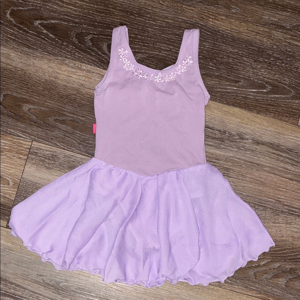 Girls’ Aterre Korean Brand Lavender Ballet Tutu Leotard Size 7 (fits like a 4)